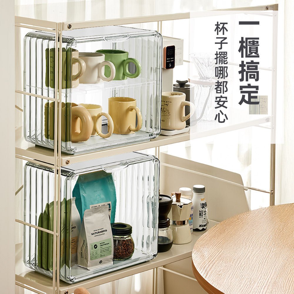 透明壓克力馬克杯收納箱|雙層防塵設計・磁吸門板單手開取・可疊堆堅固不傾倒