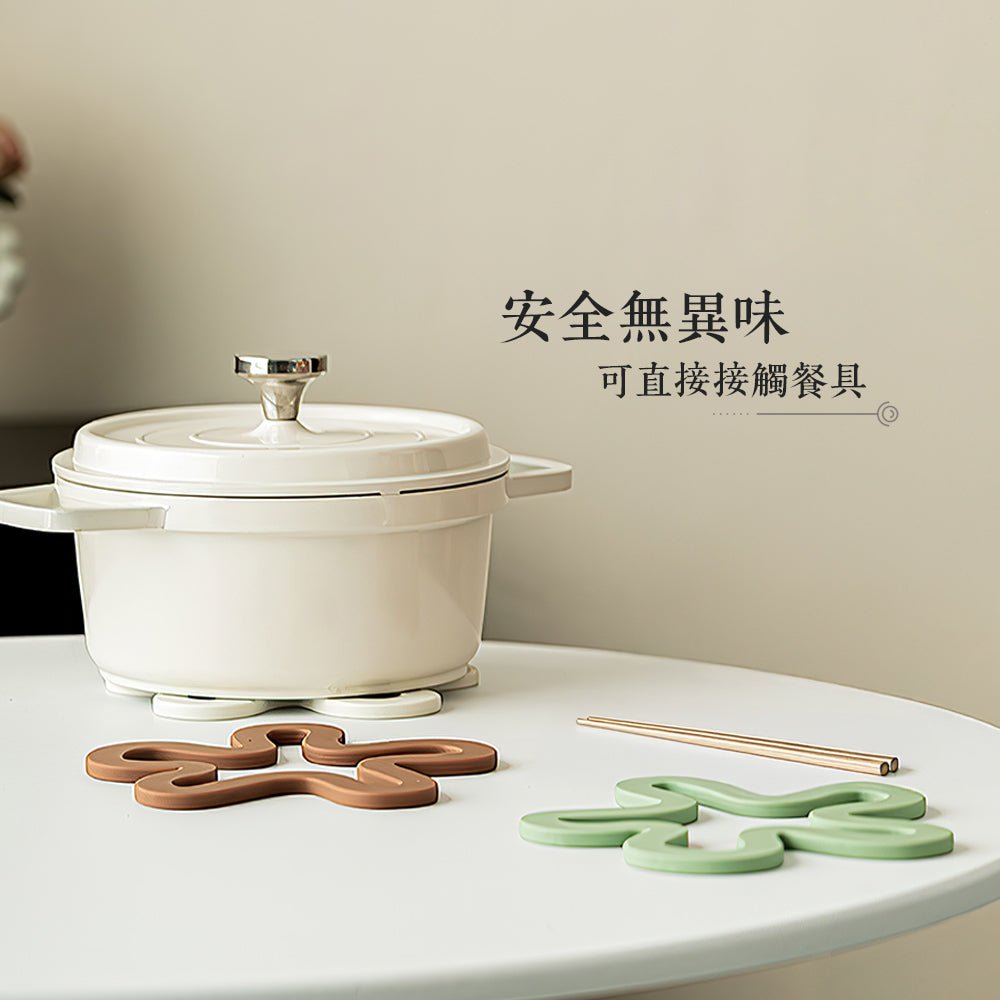 花朵矽膠隔熱墊|耐高溫防滑・多色組合點亮餐桌