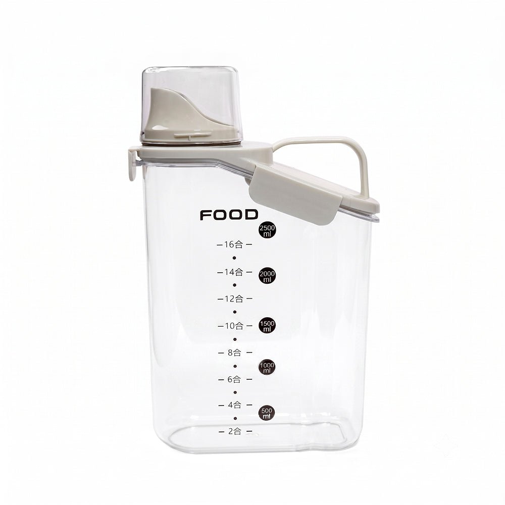 儲米桶 2800ml｜鷹嘴斜口順暢出米・透明桶身清楚辨量・可提設計輕鬆拿取